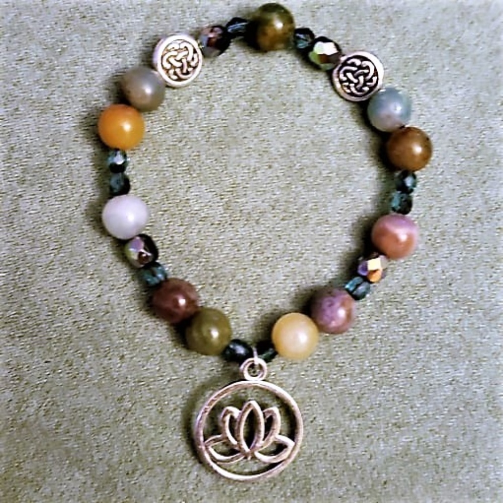 Agate/Amazonite Lotus Stretch Bracelet - Picture 4 of 8
